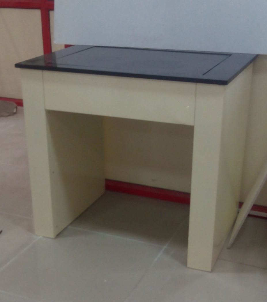 Lab Furniture in Ankleshwar